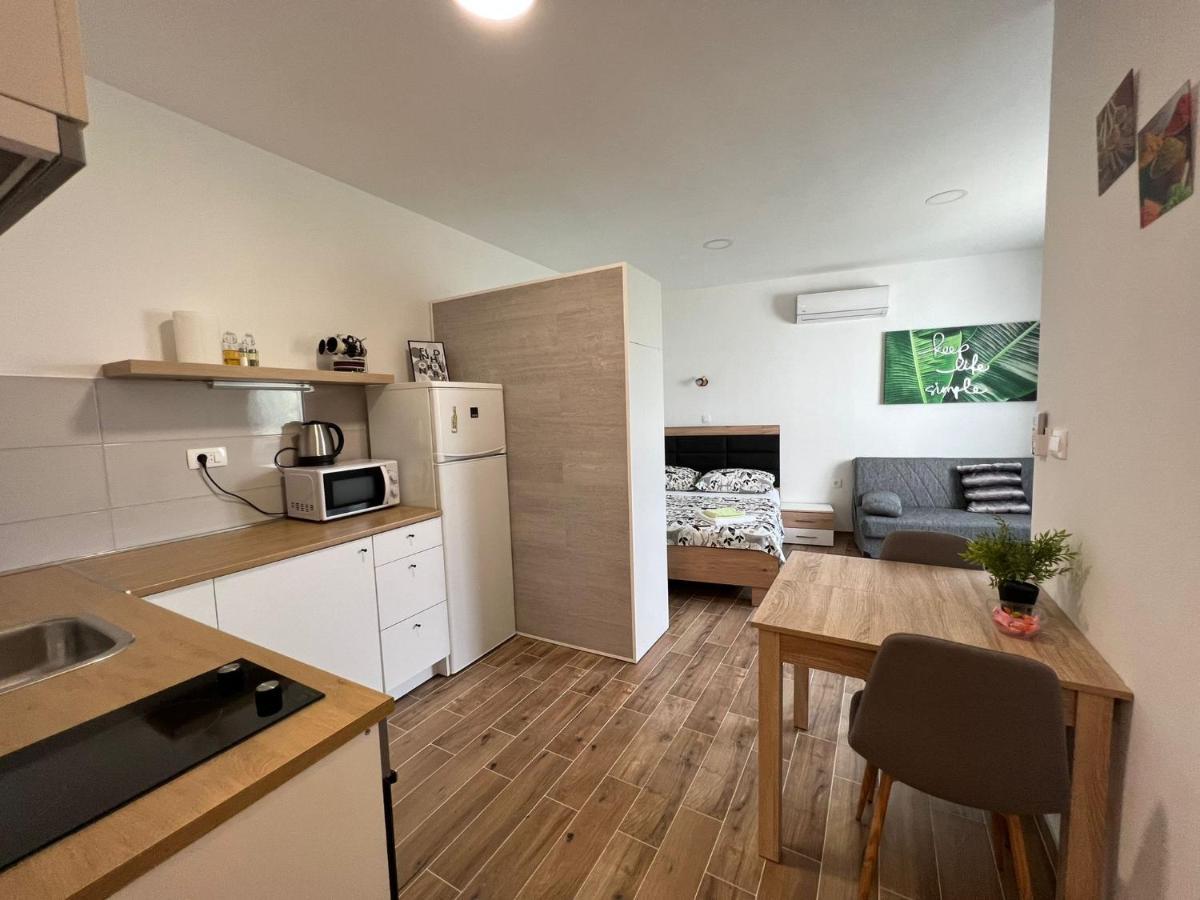 Apartamento Apartman Solin 2, Parking Exterior foto